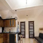 Aparthotel хамам даросо з басейном *