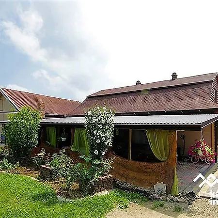 хамам даросо з басейном Hotel apartamentowy