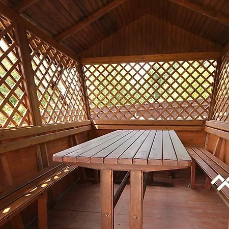 хамам даросо з басейном Kosów