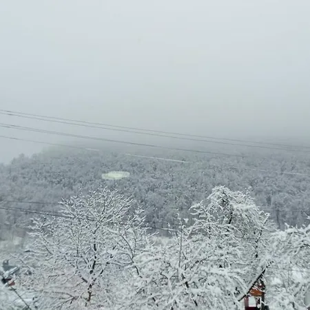 хамам даросо з басейном 科索夫
