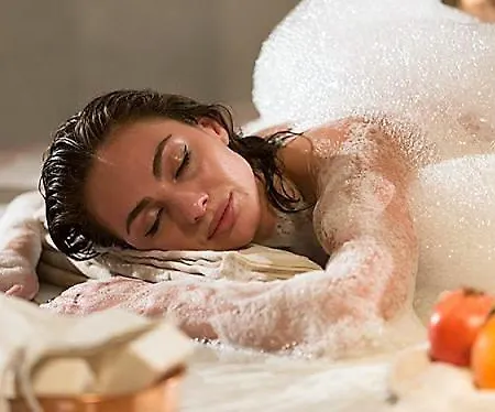 хамам даросо з басейном Aparthotel